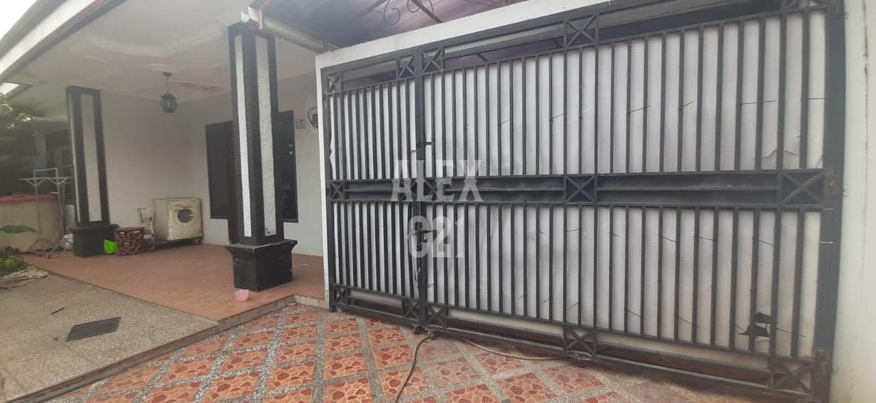 Jual RUMAH BU BEKASI,KAWASAN KOMERSIAL, DEKAT SUMMARECON.