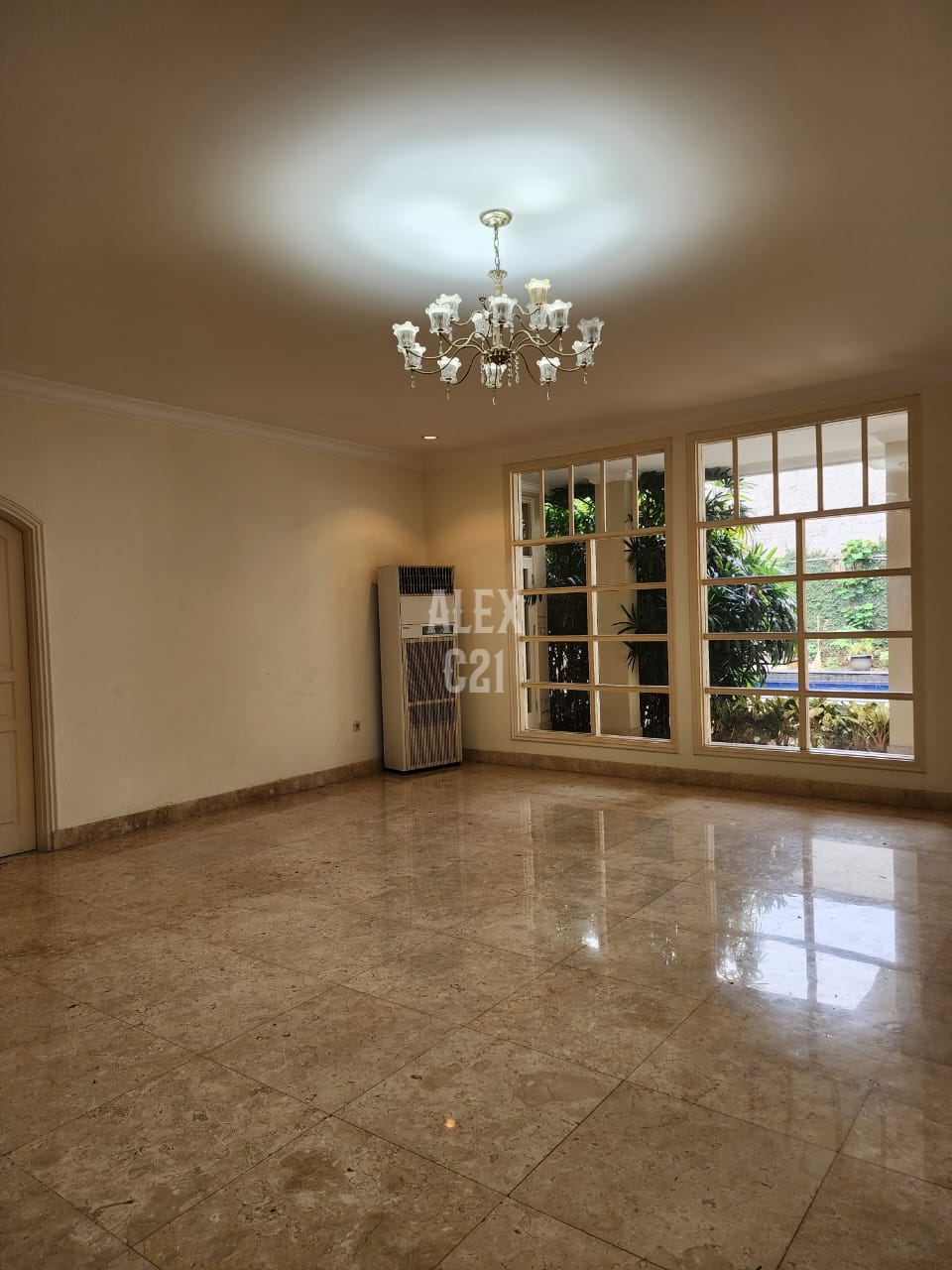 Sewa rumah mewah di Cipete, Jakarta Selatan