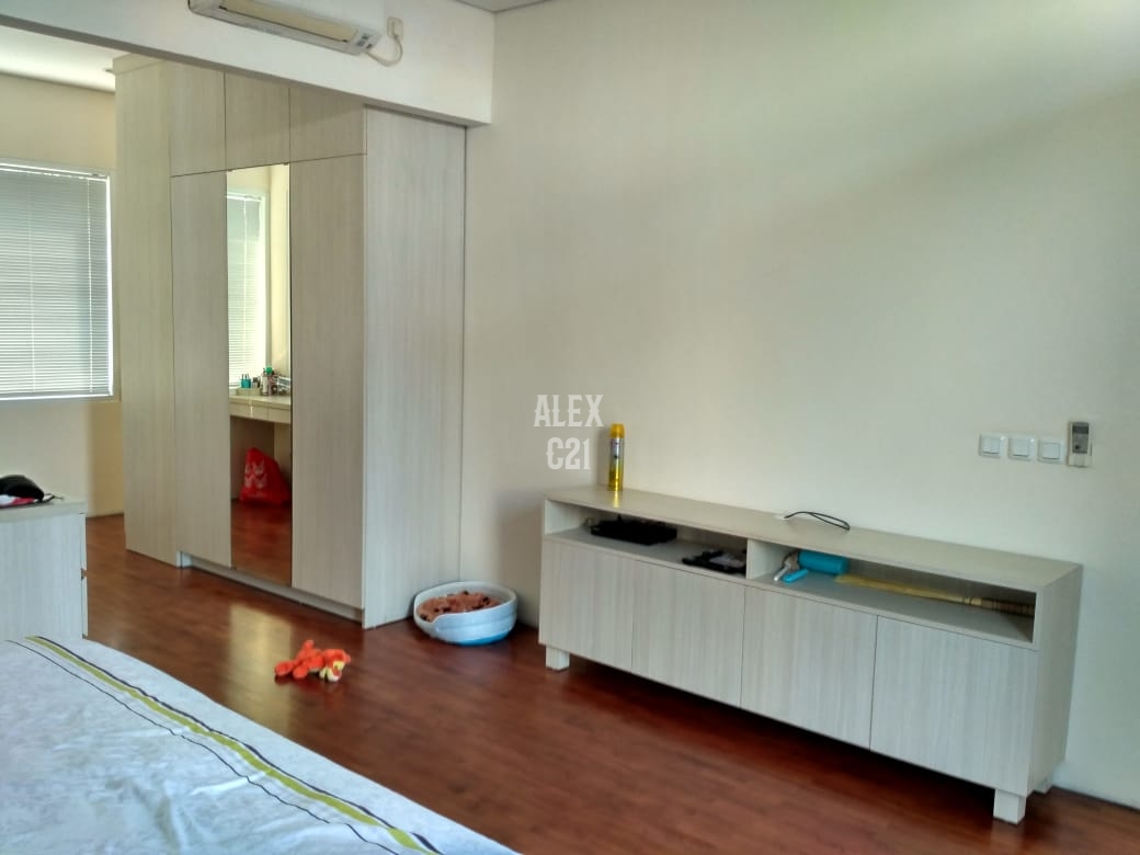 Jual rumah di Cipete Selatan, Cilandak, Jakarta Selatan