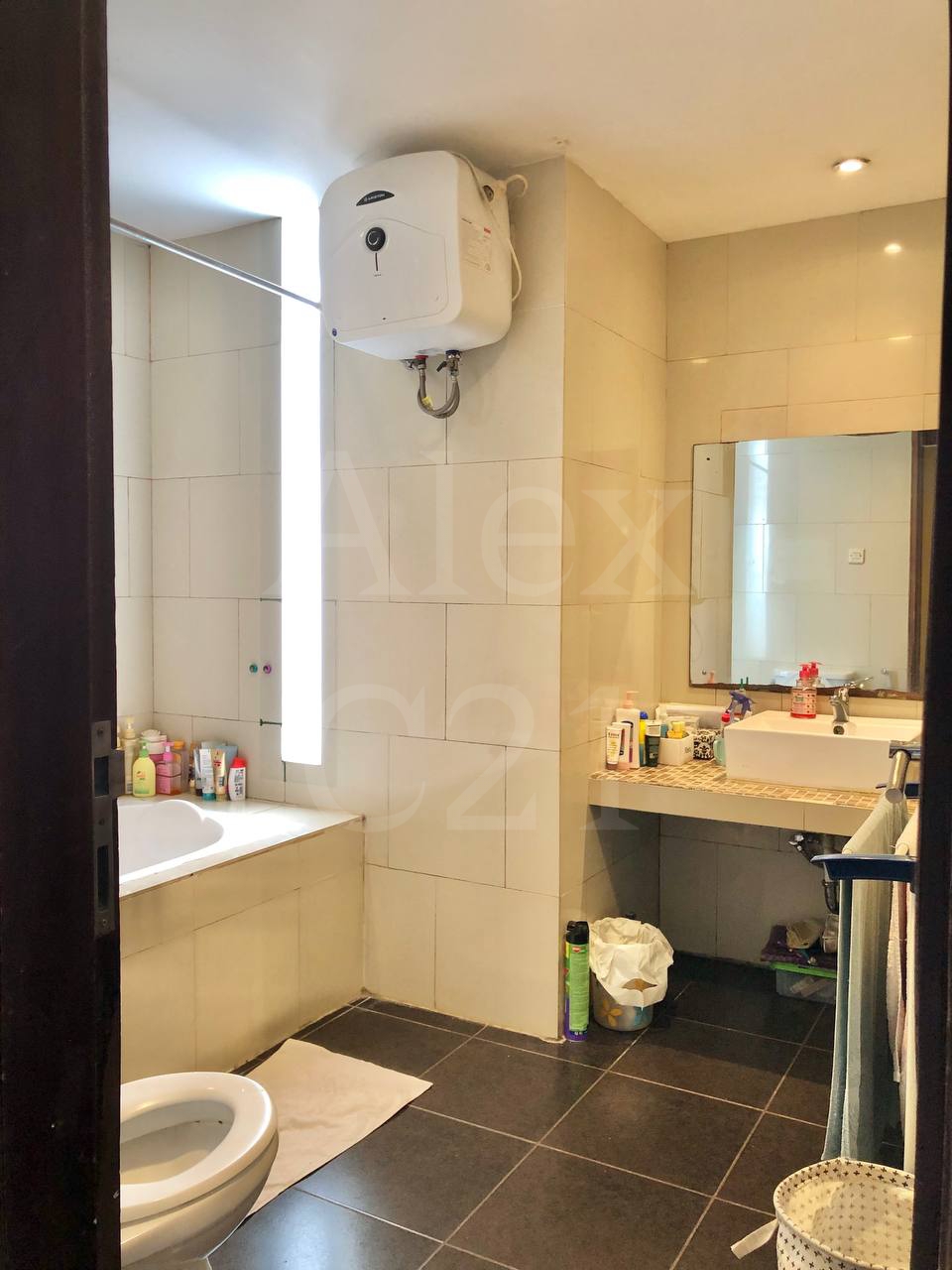 Jual rumah di Lebak Bulus, Cilandak, Jakarta Selatan