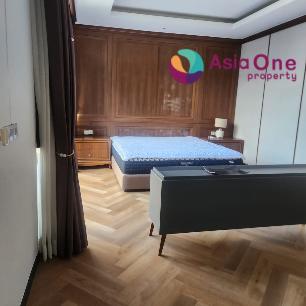 Dijual rumah mewah furnished di Lancewood Navapark BSD City