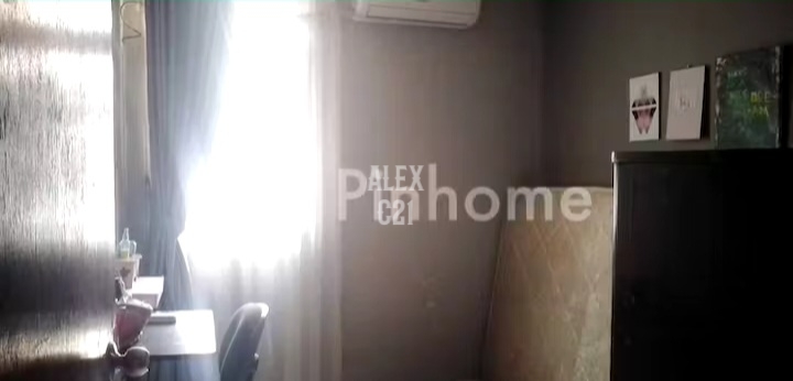 Jual rumah di Setia Budi hitung tanah, Jakarta Selatan