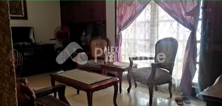 Jual rumah di Setia Budi hitung tanah, Jakarta Selatan