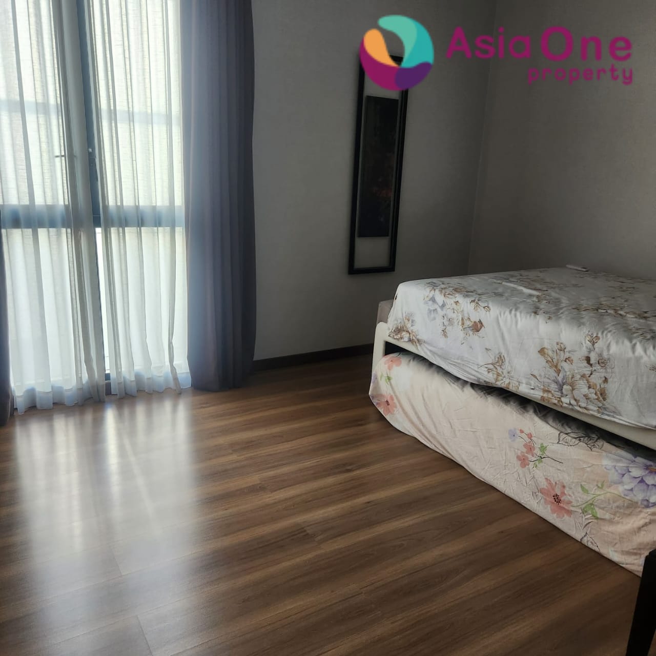 Dijual rumah mewah furnished di Lancewood Navapark BSD City