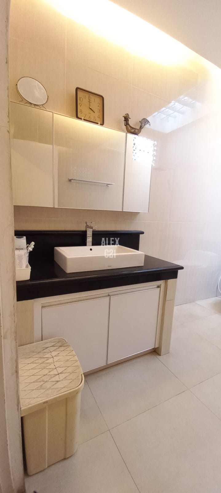 Jual rumah mewah, Lux, fully furnished di Cipayung Jakarta Timur