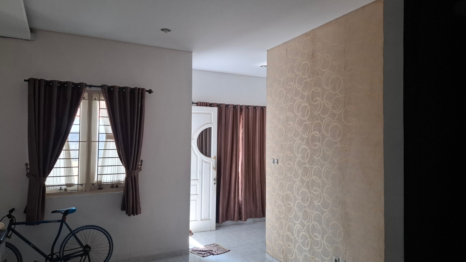 Rumah 2Lt kokoh dan bagus di Pangkalan Jati Cinere Depok