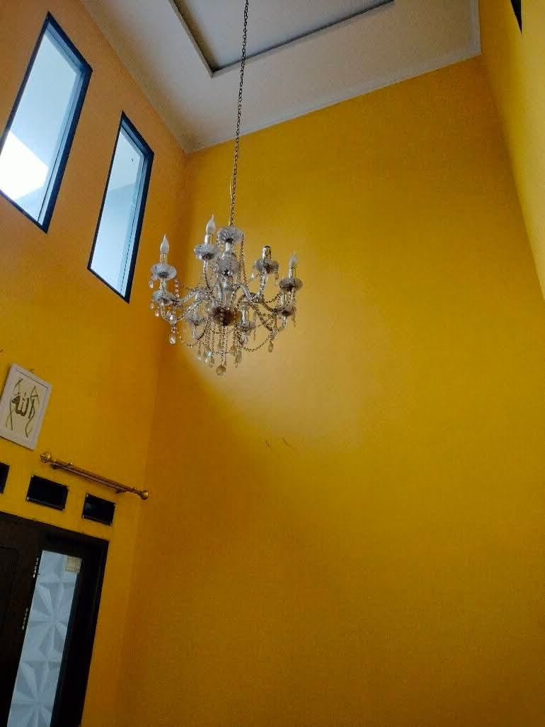 BU Rumah 2Lt strategis di Cipedak Jagakarsa Jakarta Selatan