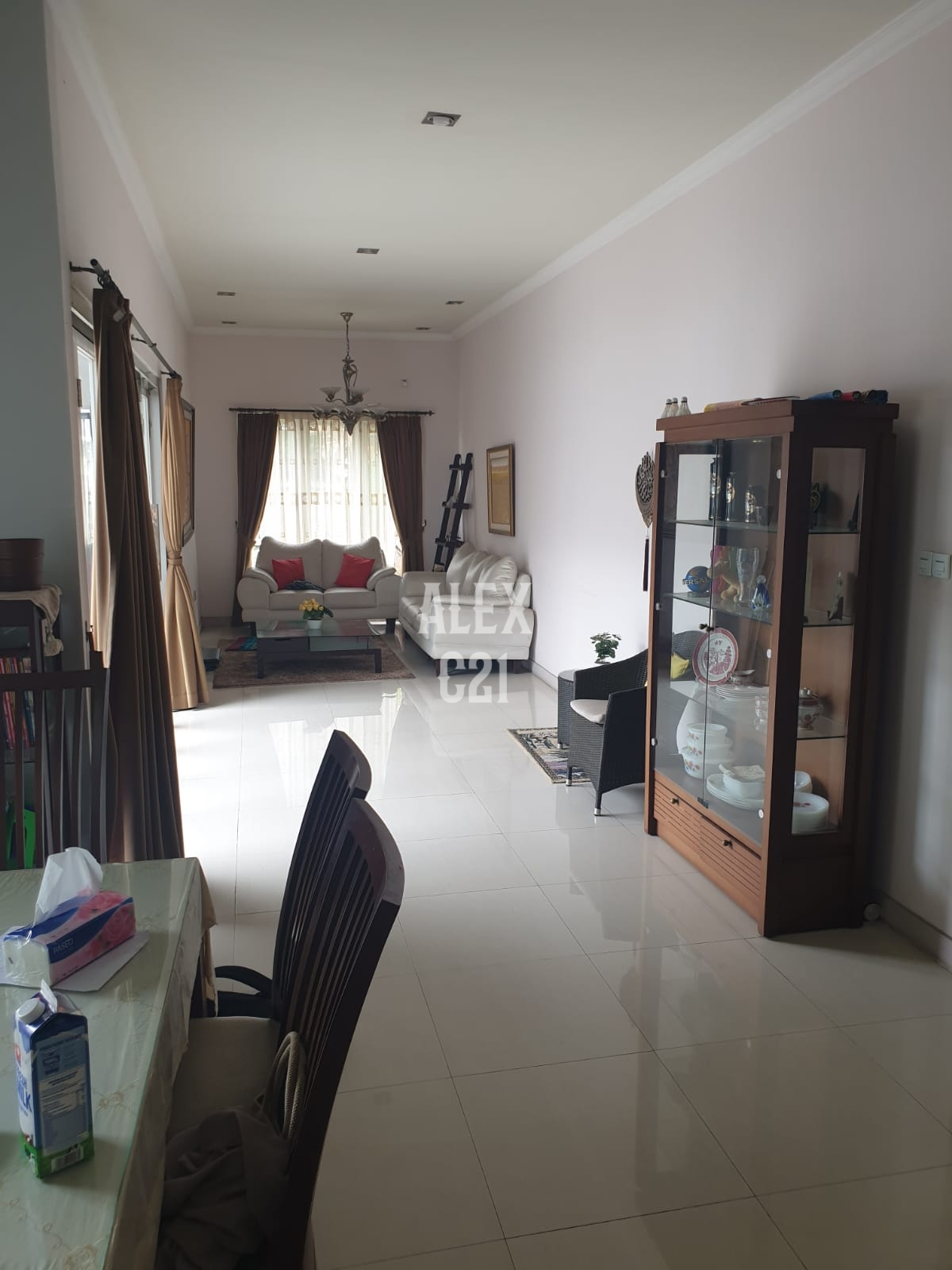 Jual rumah di Jagakarsa, 5 menit dari jalan tol brigif, Jakarta