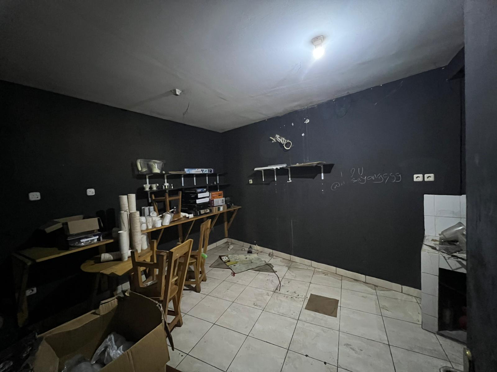 Sewa ruko di Jembatan 5, Duri Selatan, Tambora, Jakarta Barat