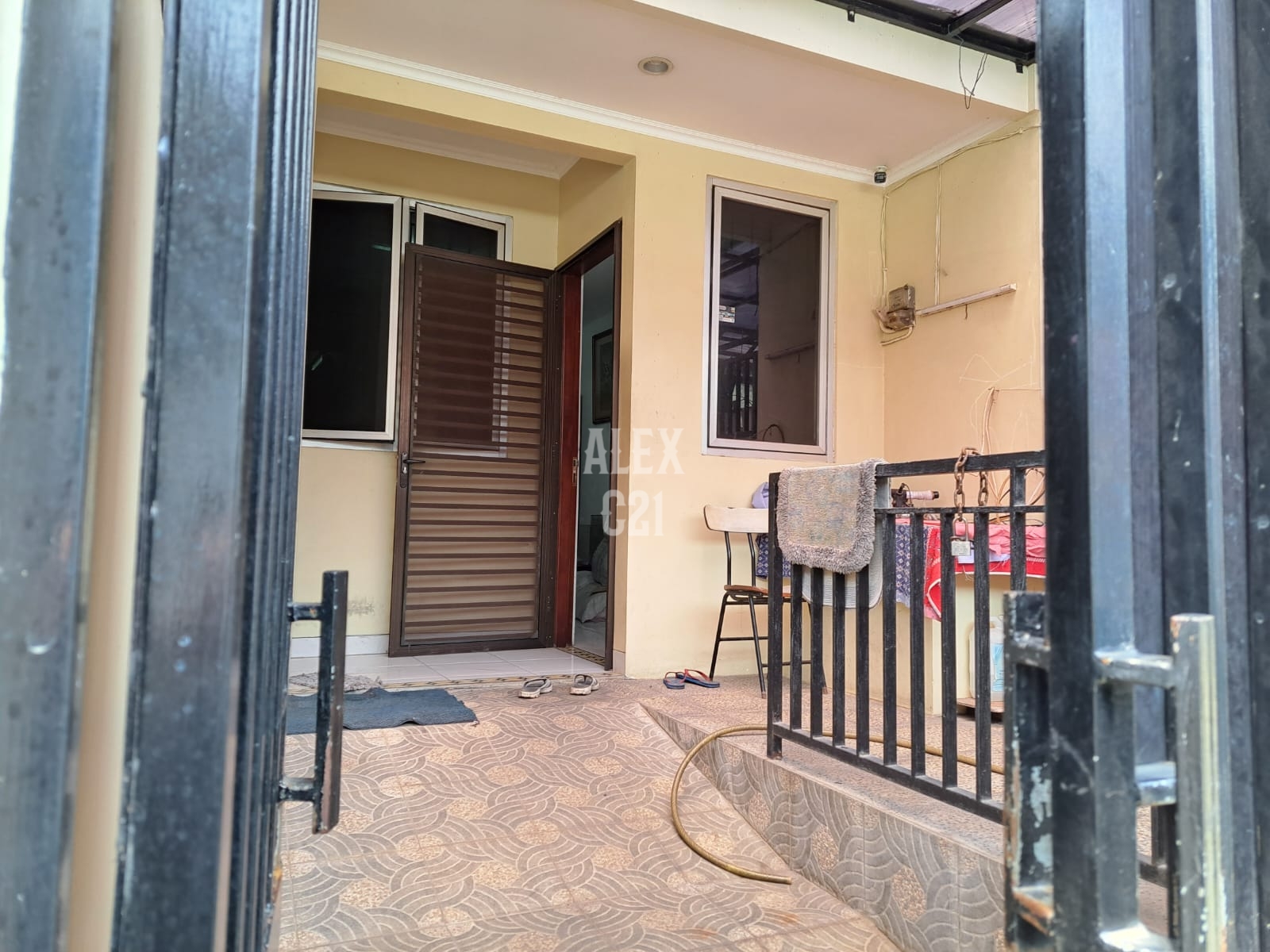 Jual rumah dalam gang strategis di Kemayoran, Jakarta Pusat