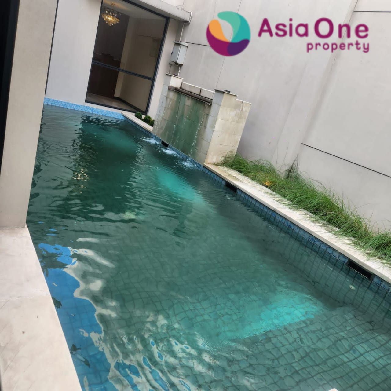 Dijual rumah mewah furnished di Lancewood Navapark BSD City