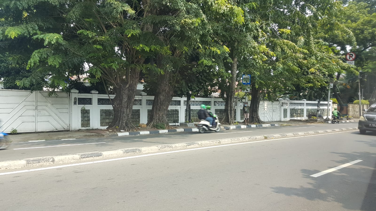 Jual Rumah Mewah di Kemanggisan Utama Raya, Jakarta Barat