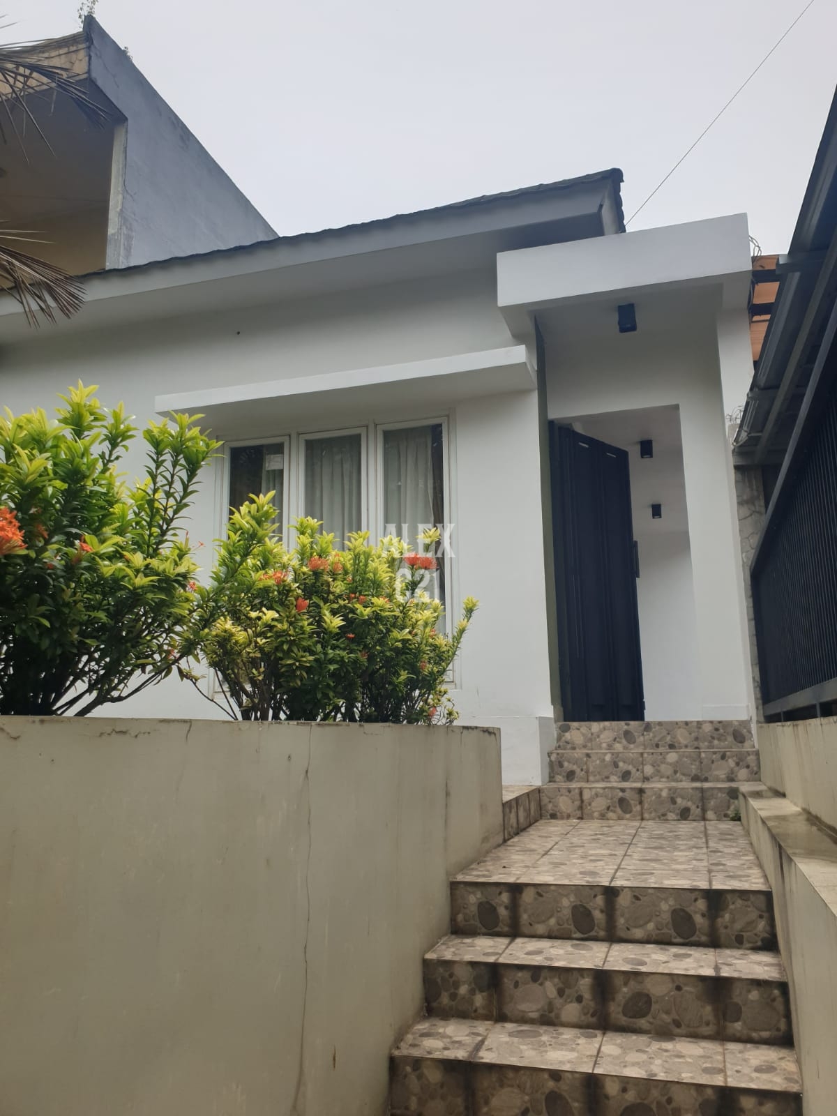 Jual rumah di Jagakarsa, 5 menit dari jalan tol brigif, Jakarta