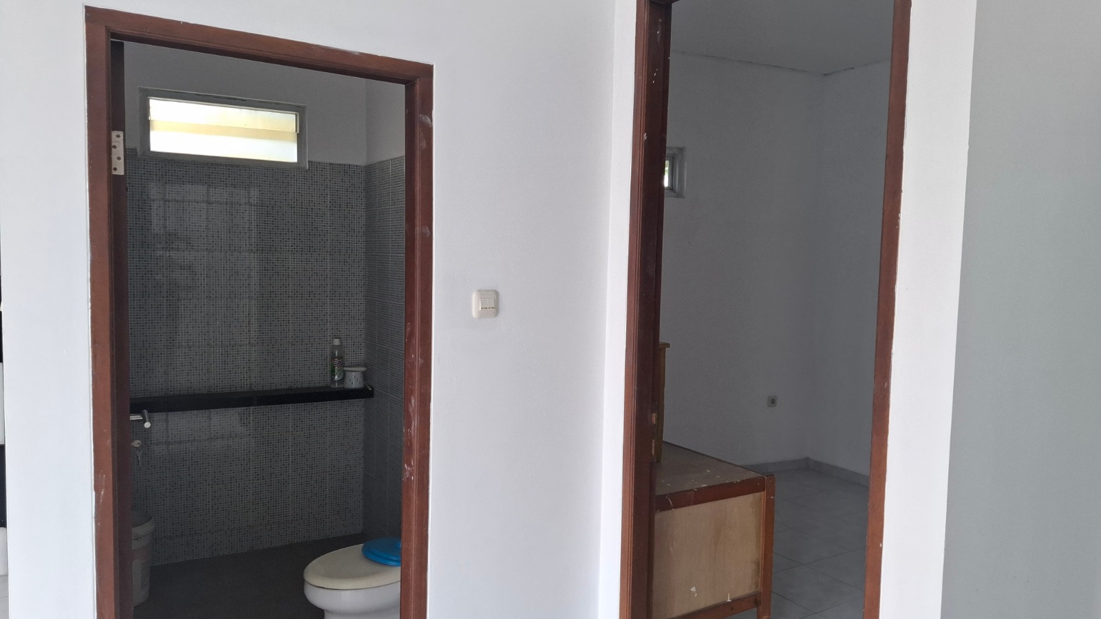 Rumah 2Lt kokoh dan bagus di Pangkalan Jati Cinere Depok