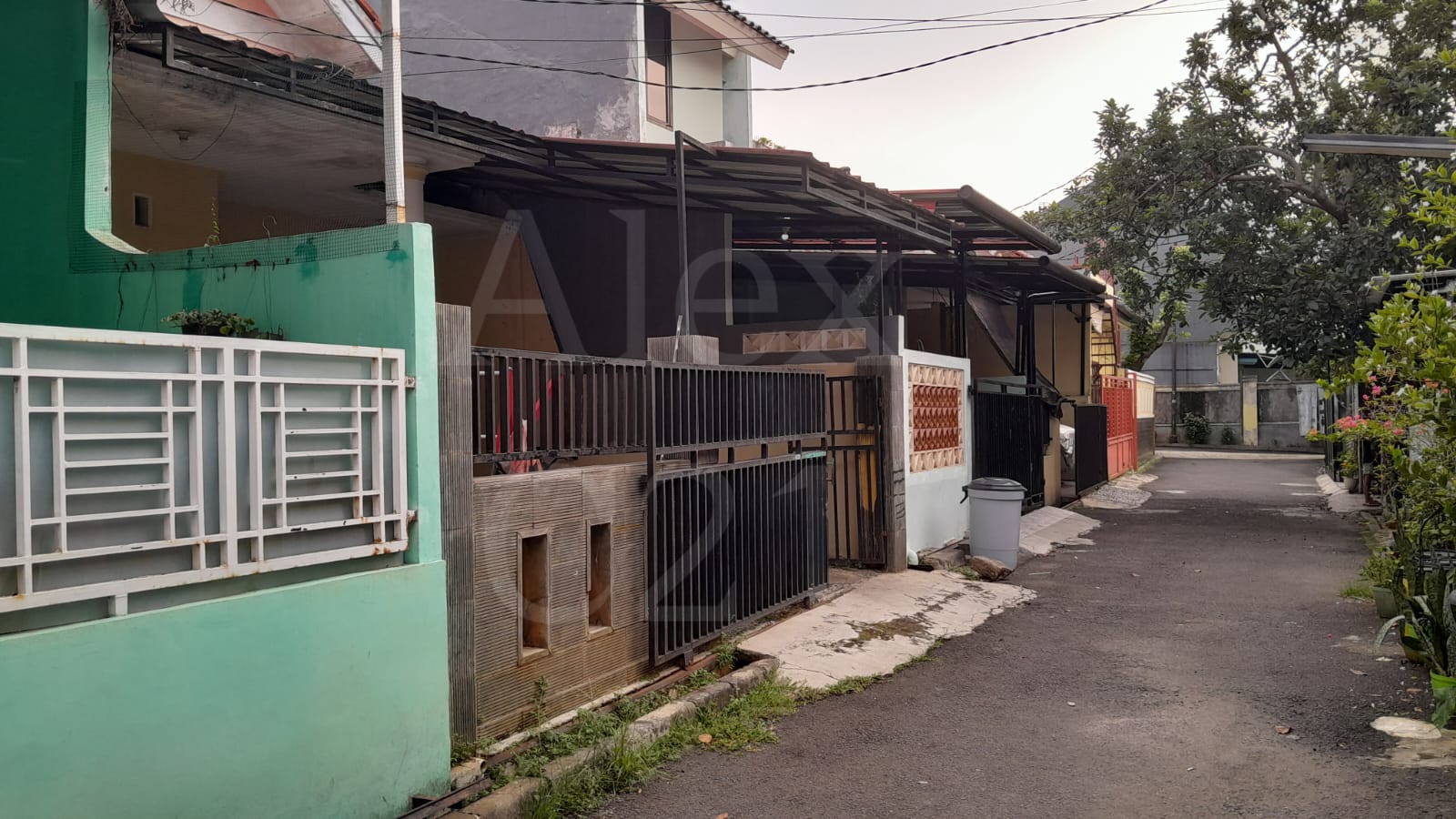 Jual cepat  rumah di Cipedak, Jagakarsa, Jakarta Selatan