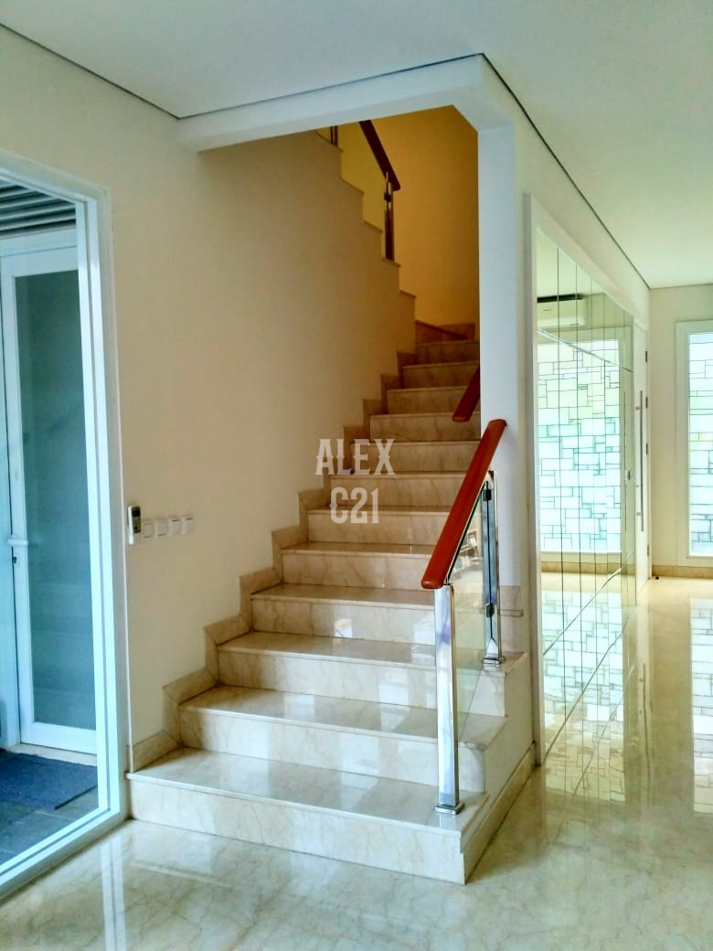 Jual rumah di Cipete Selatan, Cilandak, Jakarta Selatan