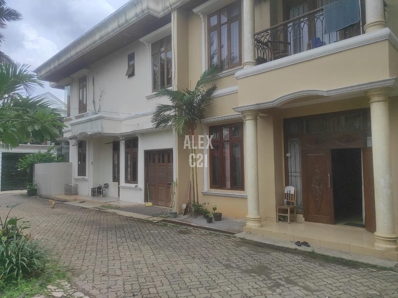 Jual rumah town house 1 komplek di Pondok Labu, Cilandak