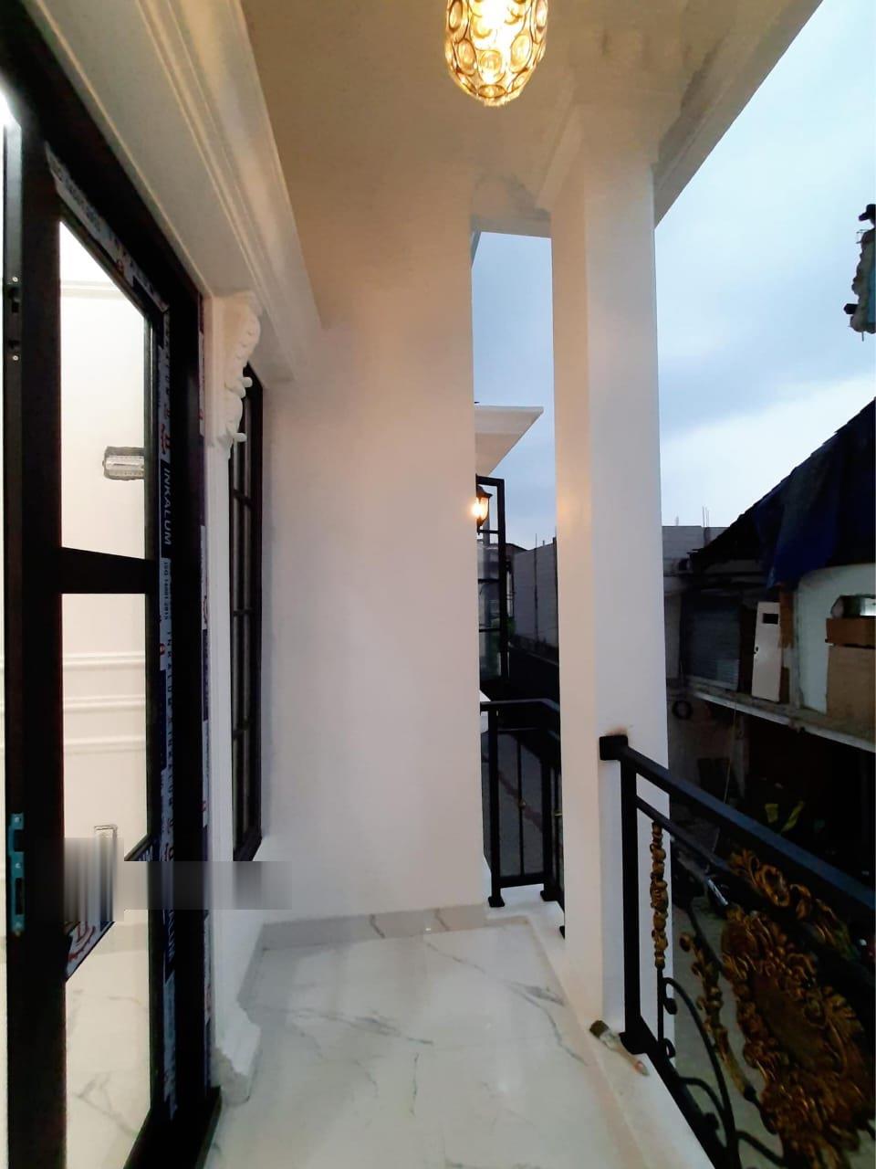 Jual rugi rumah cluster mewah di tanah Baru, Beji, Depok