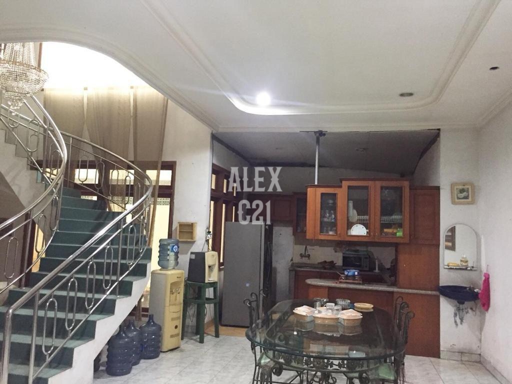 Jual rumah Kebagusan, Pasar Minggu, Jakarta Selatan