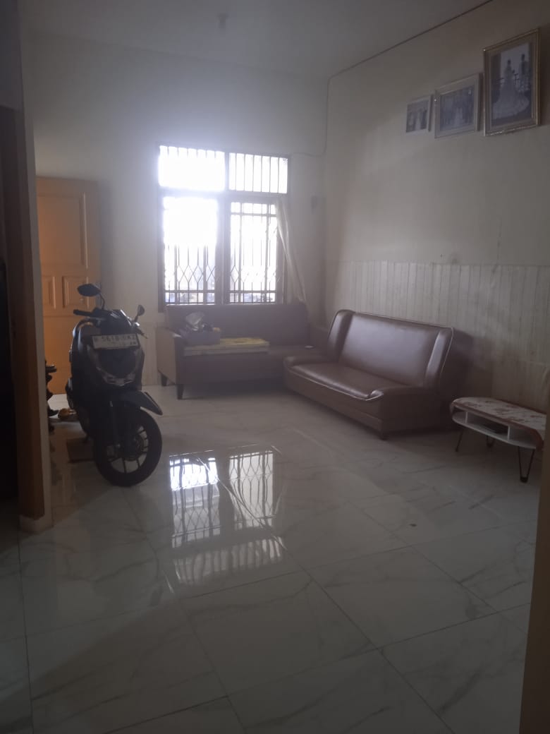 Dijual rumah baru renov di Cipondoh Makmur, Cipondoh
