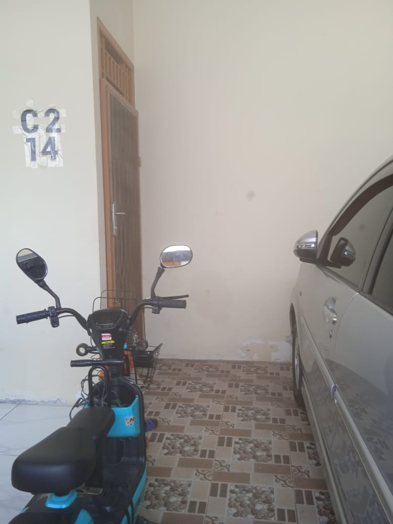Dijual rumah baru renov di Cipondoh Makmur, Cipondoh