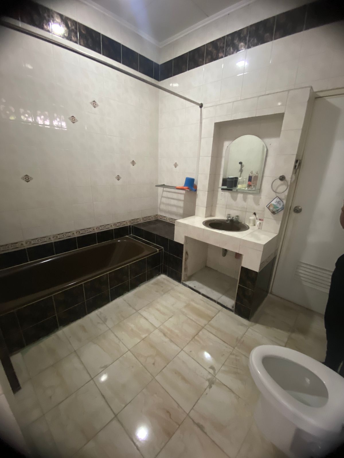 Jual Rumah di Agung Podomoro, Sunter, Jakarta Utara