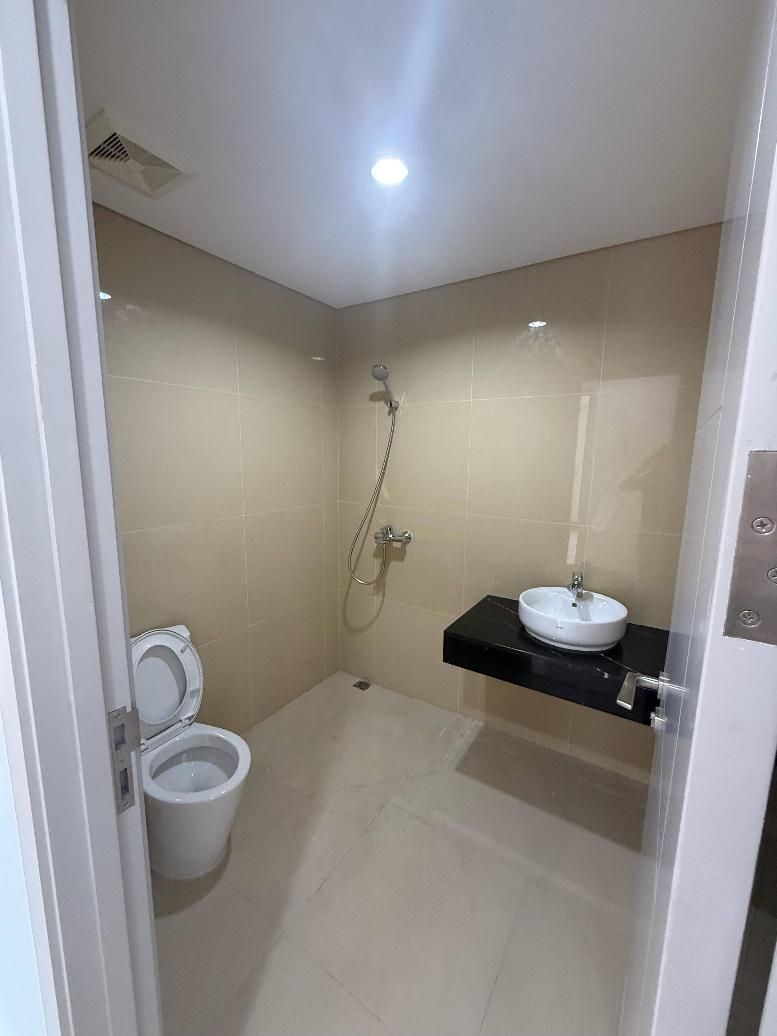 Apartemen GRAND SUNGKONO LAGOON Lantai 38 TOWER CASPIAN