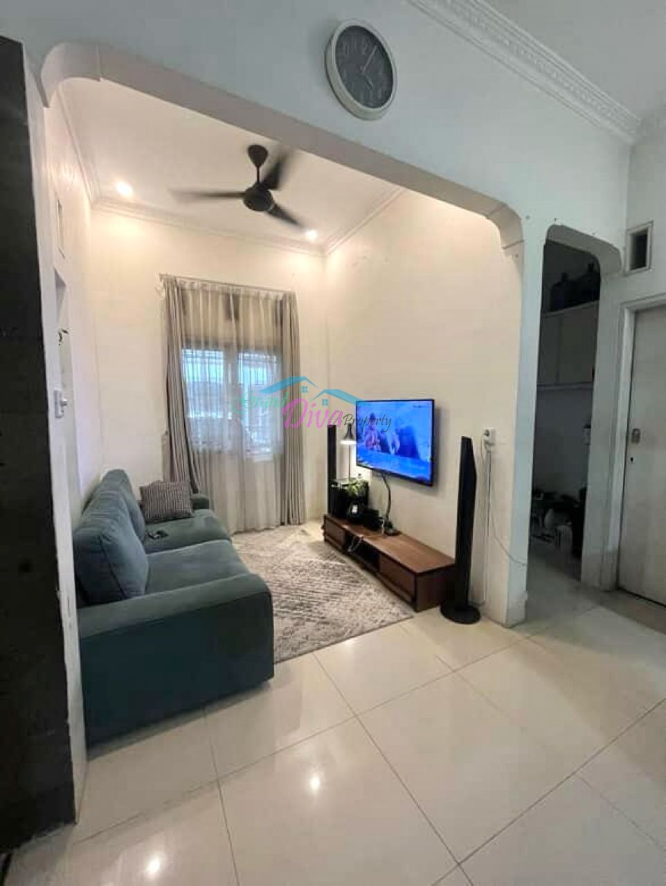 DIJUAL RUMAH DI PERUM TAMAN NAROGONG INDAH HARGA MURAH BANGET