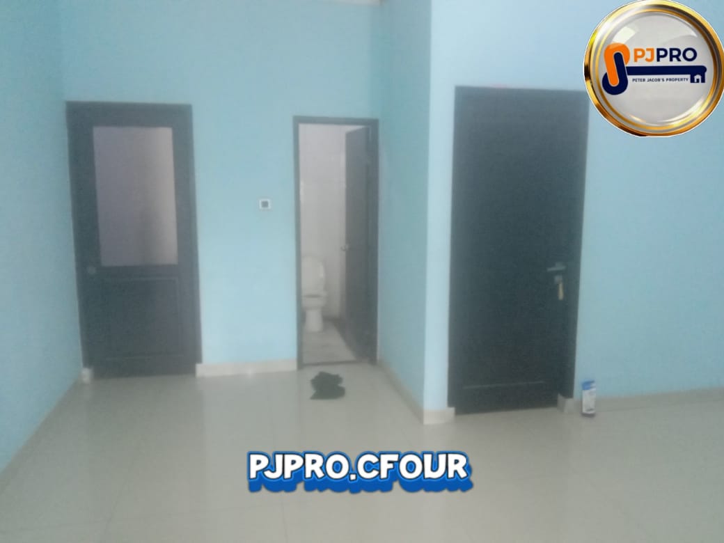 Dijual Rumah 2lantai Bebas Banjir di Candrabaga Bekasi