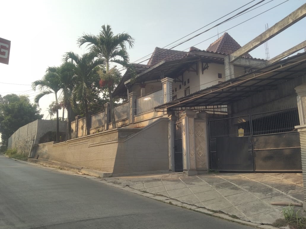 Jual rumah luas dan mewah di Kapitan Raya, Sukatani, Tapos