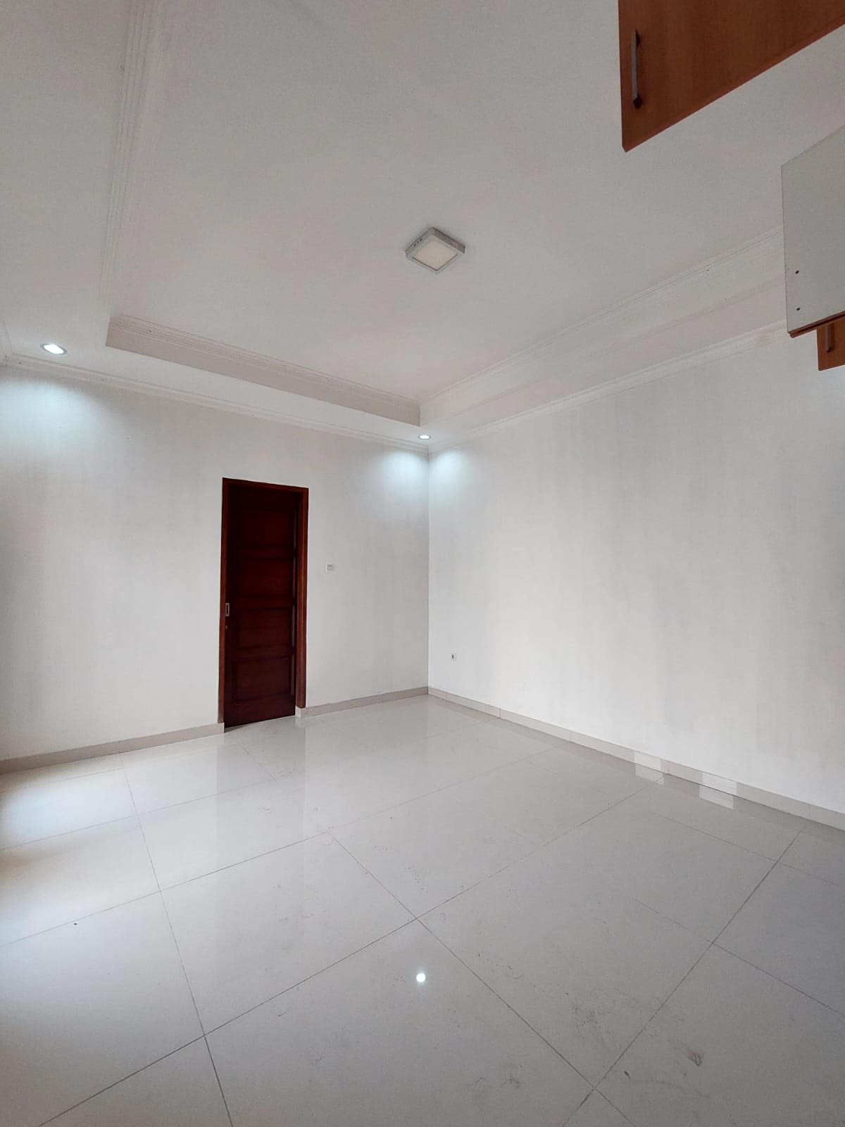 Jual rumah Minimalis di Cilandak Timur, Pasar Minggu, Jakarta