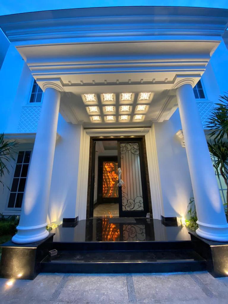 Jual rumah mewah di Pondok Indah, Pondok Pinang, Kebayoran Lama