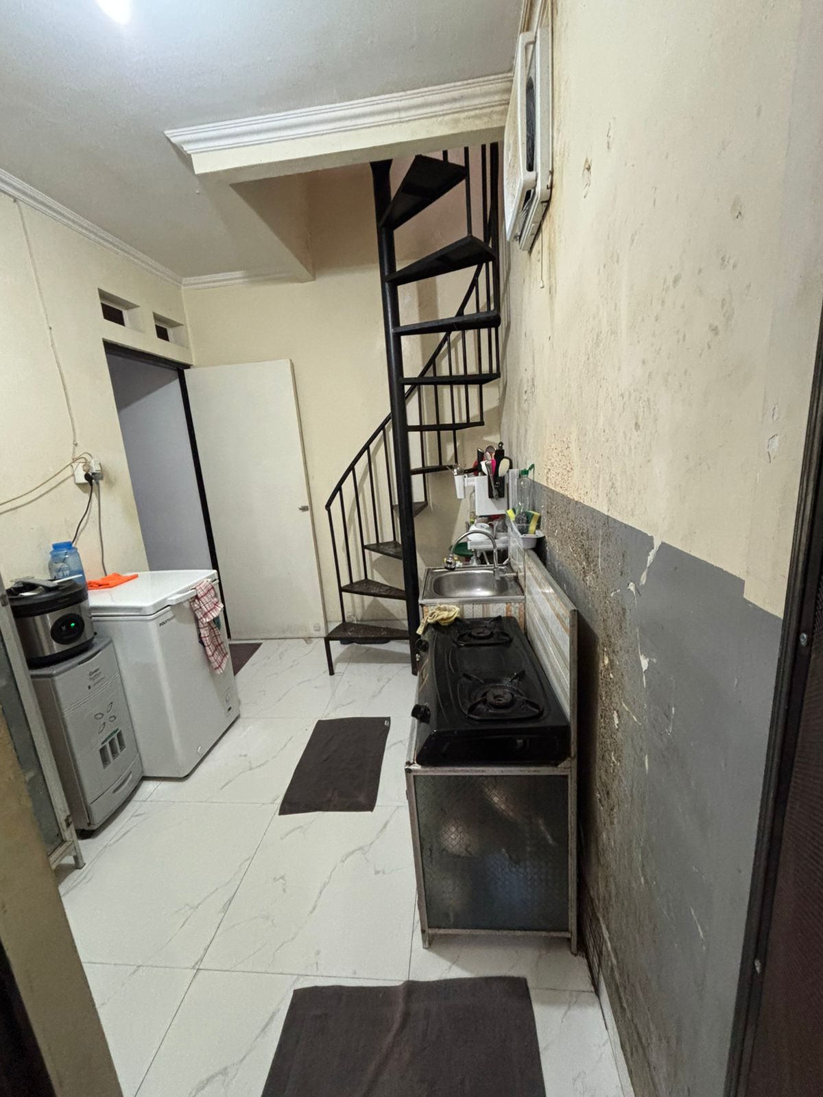 Jual rumah hook modern siap huni di Punai IV, Bintaro Sektor 2