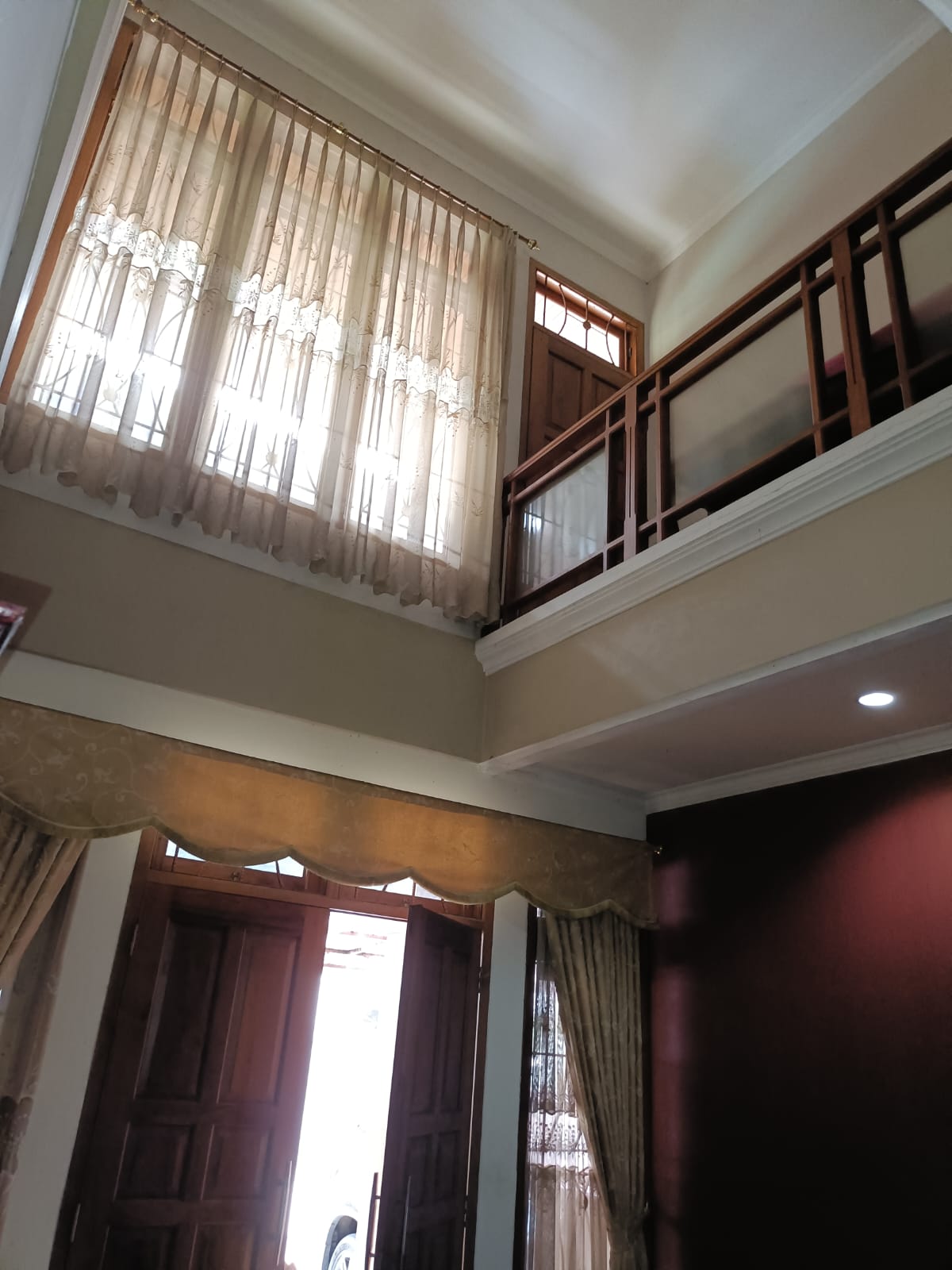 Jual rumah di minimalis siap huni di Area Scbd, Senayan