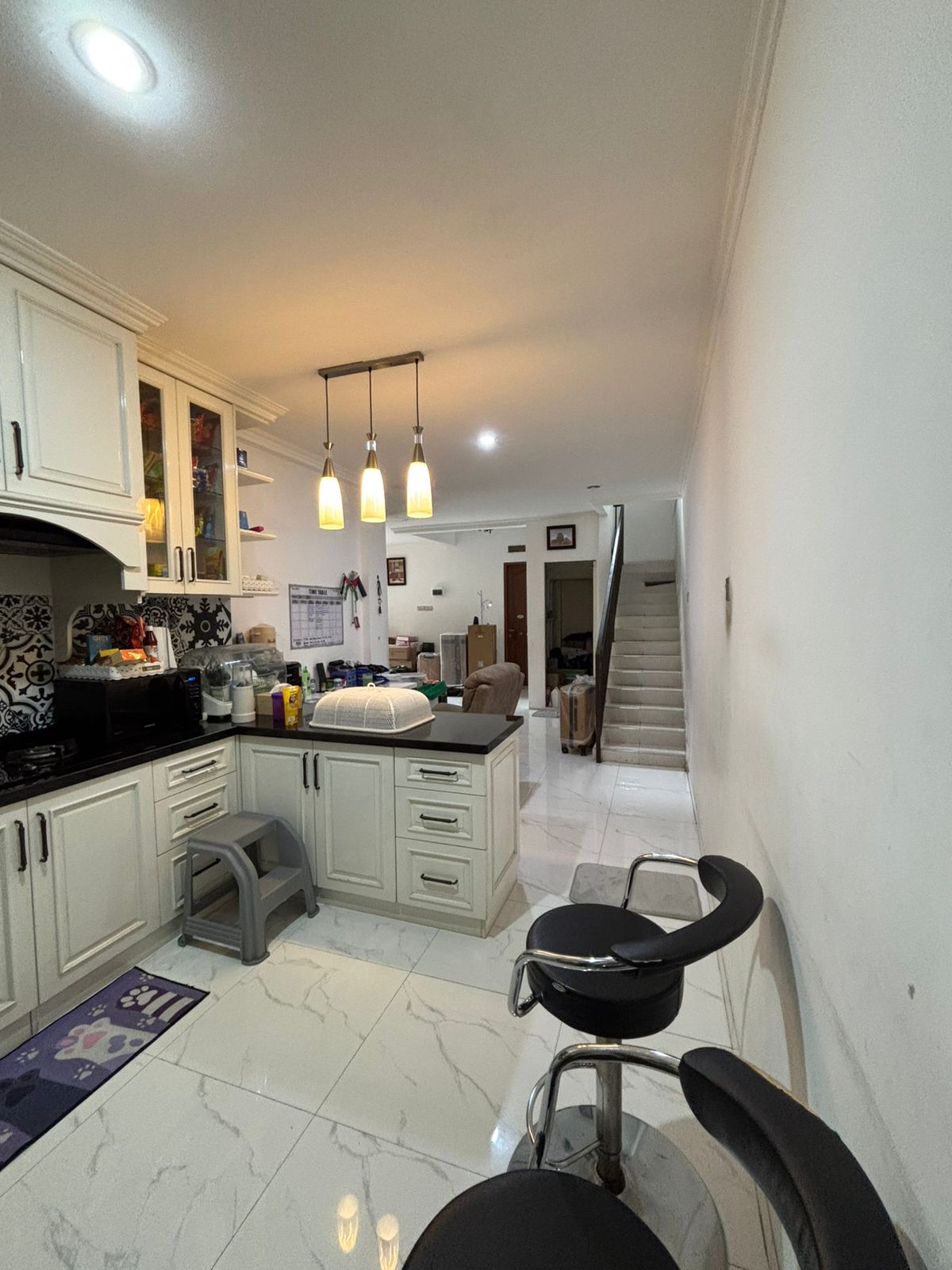 Jual rumah hook modern siap huni di Bintaro Sektor 2, Ciputat