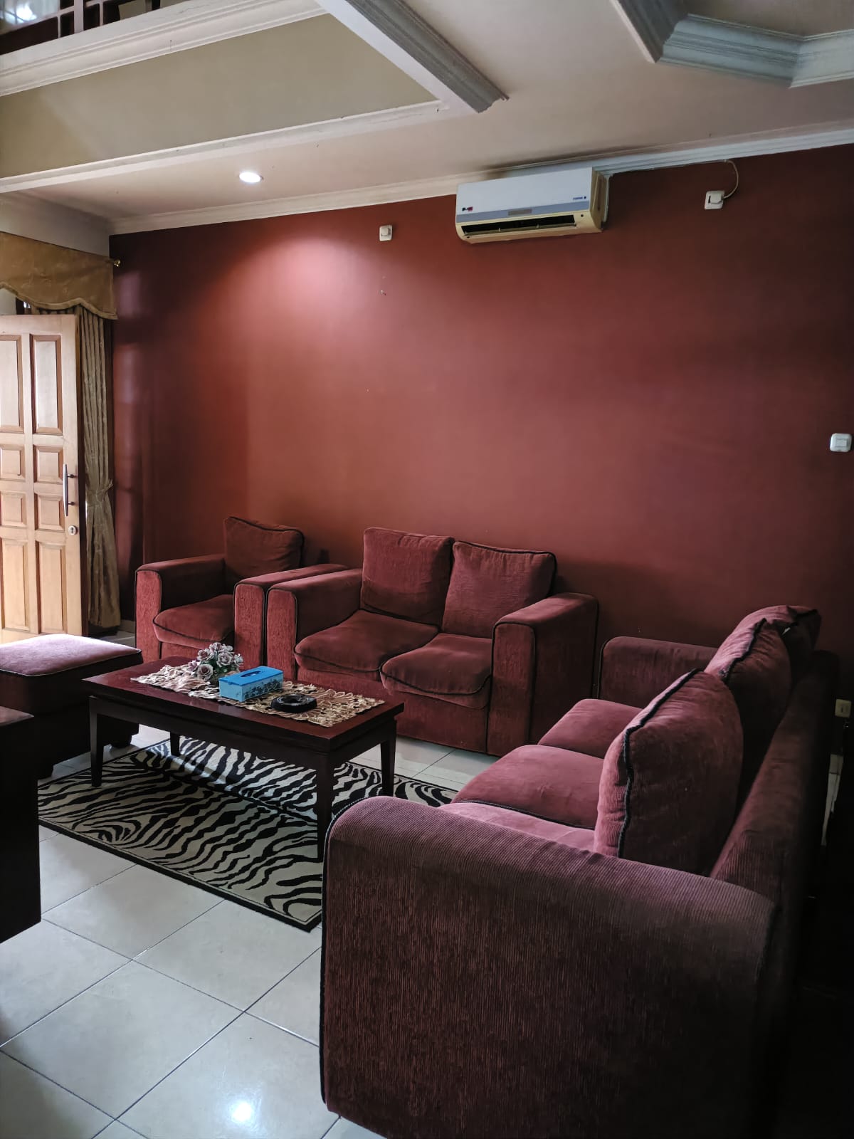 Jual rumah di minimalis siap huni di Area Scbd, Senayan