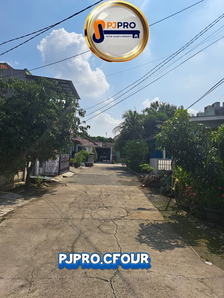 Dijual Rumah Posisi Hook Semi Furnished di Villa Indah Permai