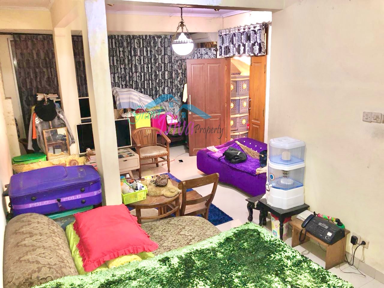 RUMAH HOOK BAGUS DAN LUAS DI JATIBENING ESTATE DEKAT TO