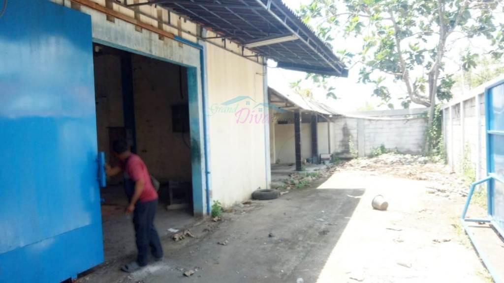 GUDANG DI CIKARANG TIMUR