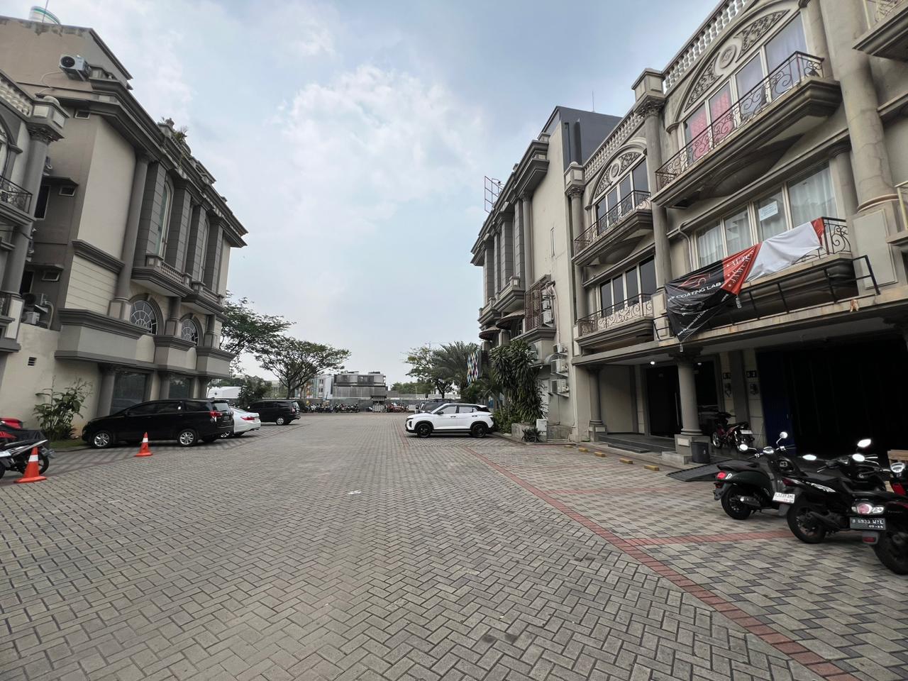 Jual ruko strategis di De Mansion Alam Sutera, Pinang, Kota Tang