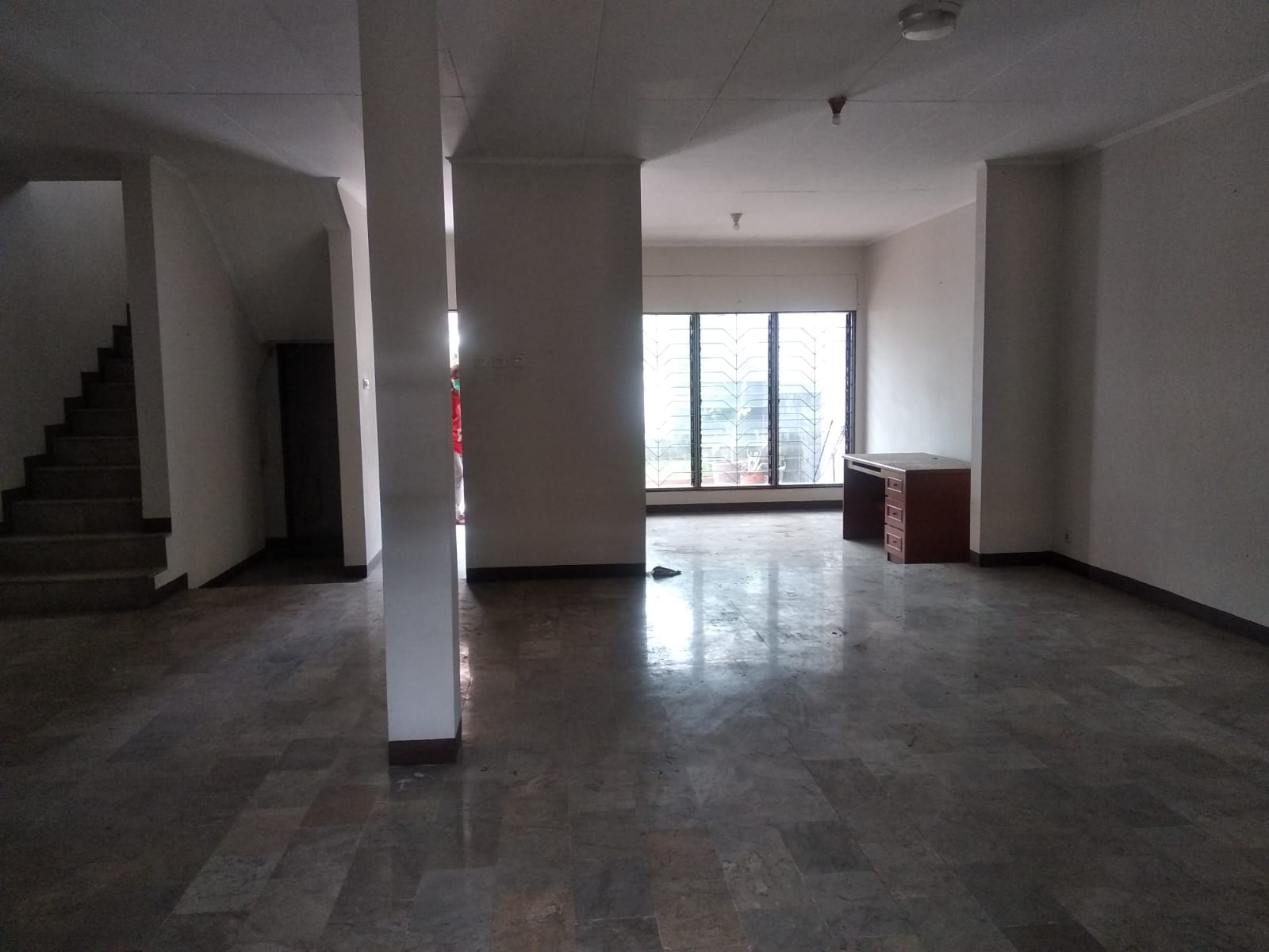 Dijual Rumah di Taman Kedoya Baru, Jakarta Barat