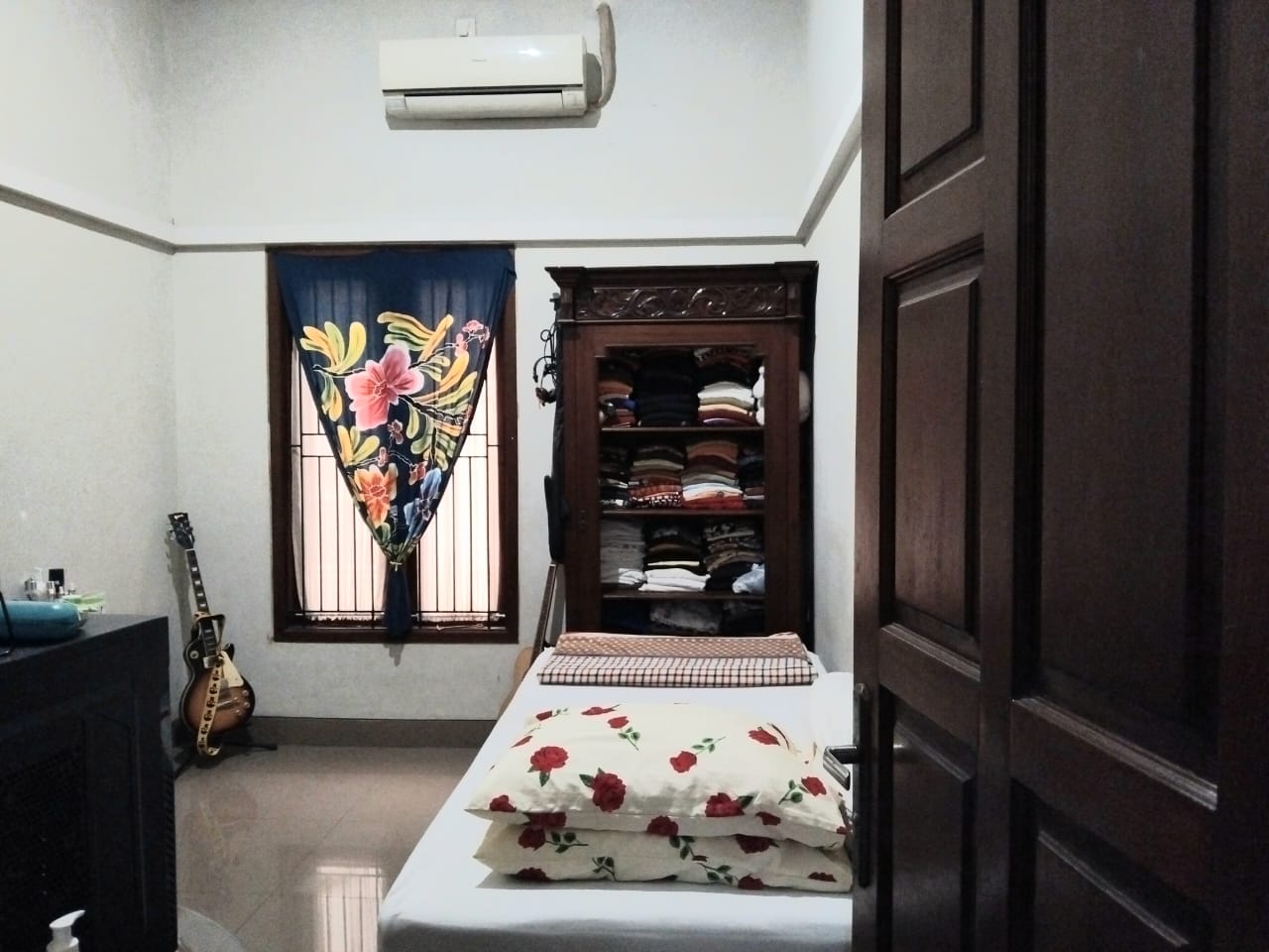 Jual rumah siap huni dan strategis di Panorama Alam, Cipayung