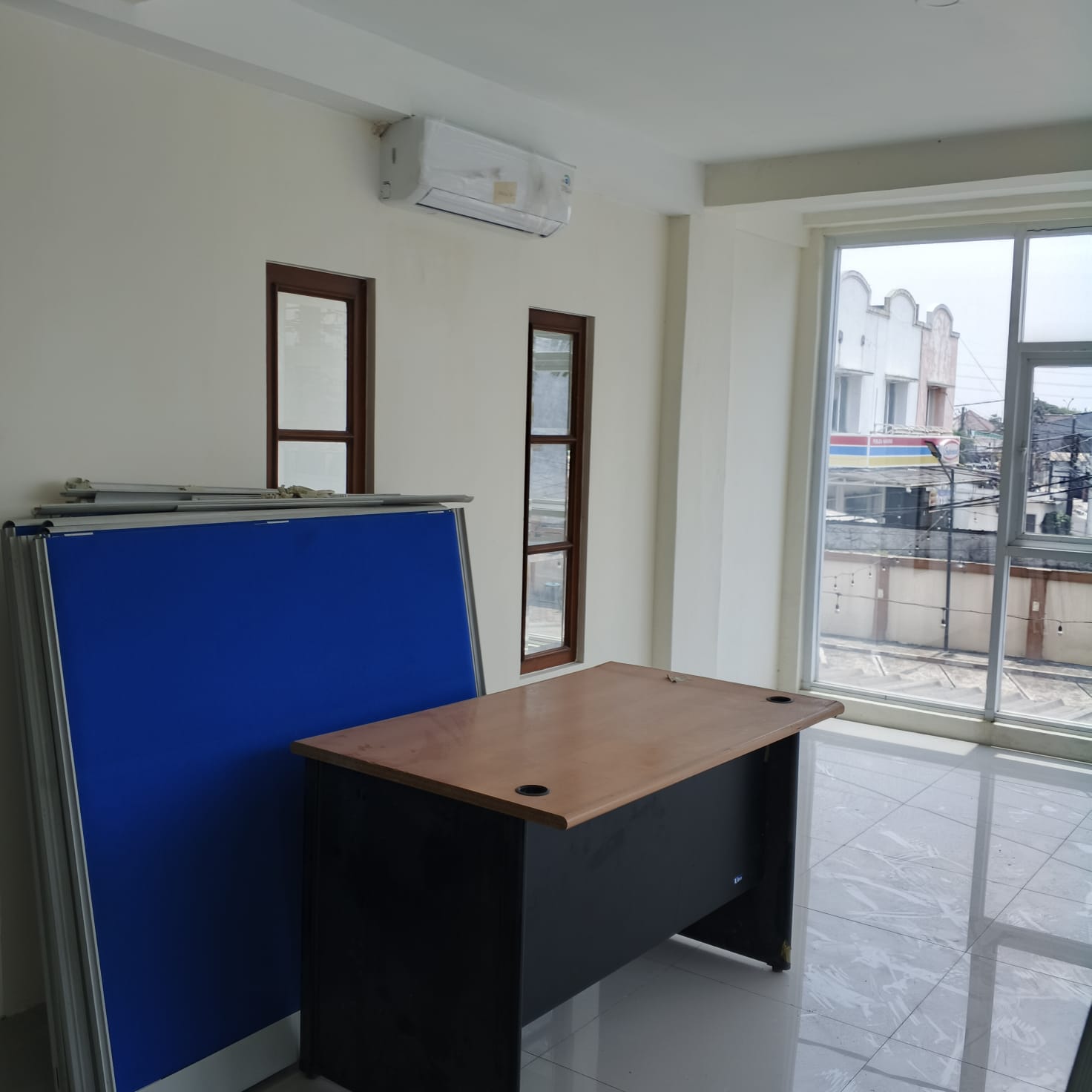 Jual ruko luas dan 10 rumah kontrakan di Pemuda, Pancoran Mas