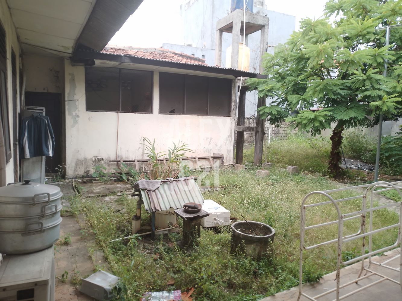 Dijual rumah hitung tanah saja BU Pondok Pinang,Kebayoran Lama