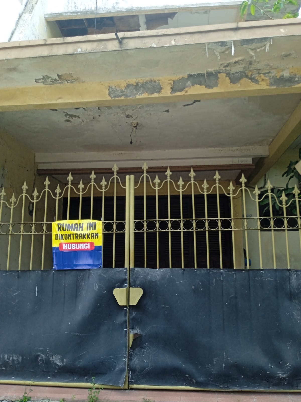 rumah disewakan dukuh kupang timur surabaya
