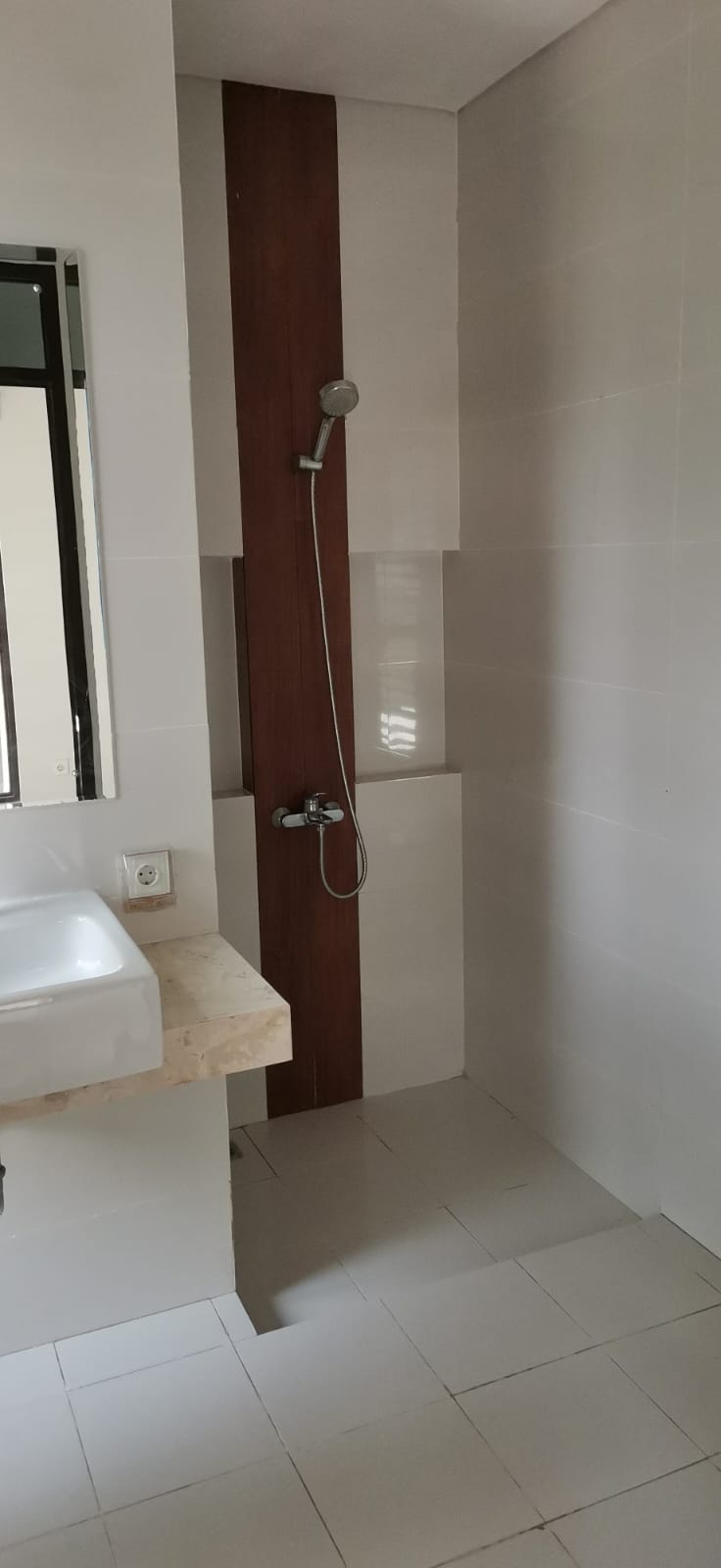 Jual rumah di The Eminent BSD Cluster Prestigia, Pagedangan