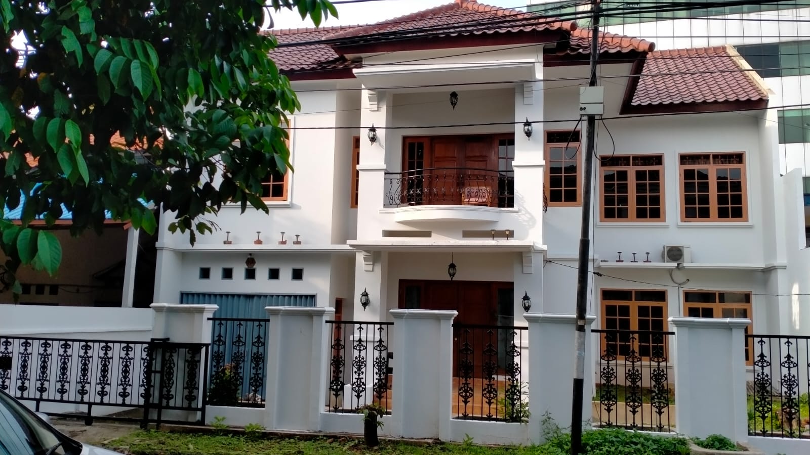 Jual Rumah tua mewah dan siap huni di Komplek Garuda, Pancoran