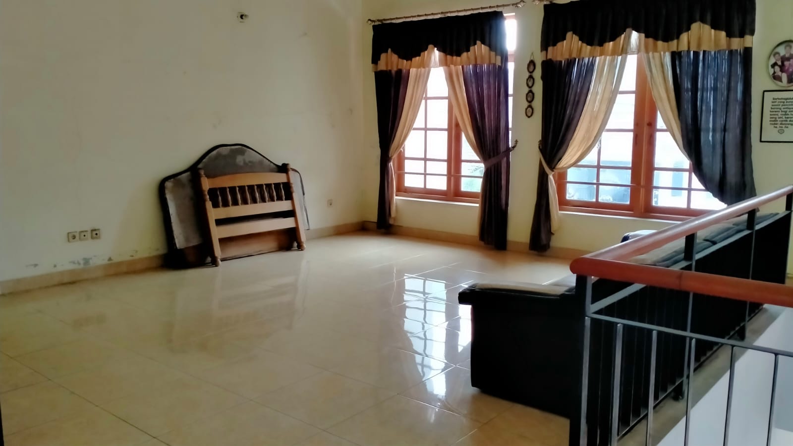 Jual Rumah tua mewah dan siap huni di Komplek Garuda, Pancoran