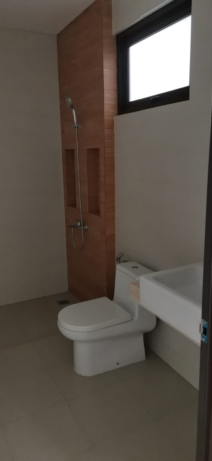 Jual rumah di The Eminent BSD Cluster Prestigia, Pagedangan