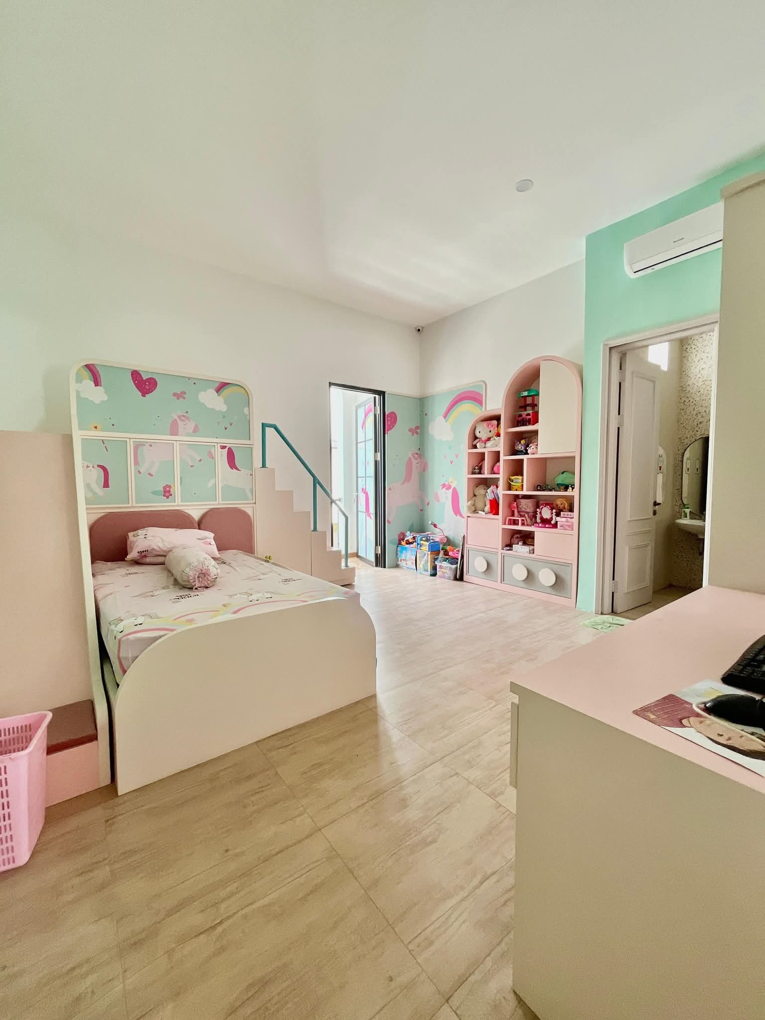 Rumah Bagus Minimalis American Citraland Taman Puspa Raya TPR